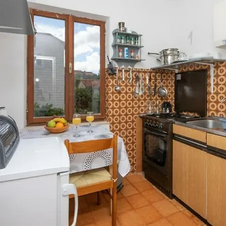 Belindas Place سوبيتار